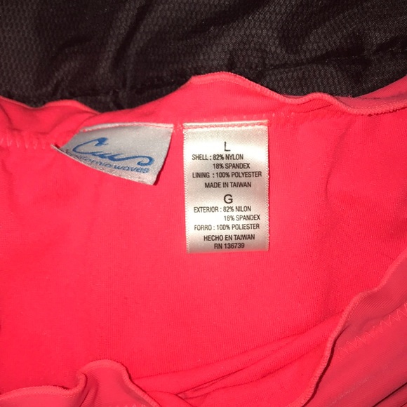 Bikini - Picture 4 of 4